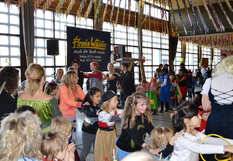 Kinder_210212 074_1_Polonaise.jpg
